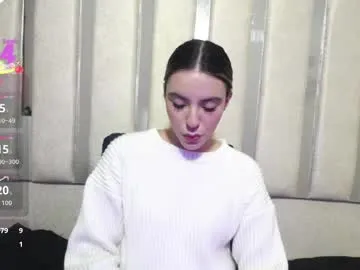valentina_red18