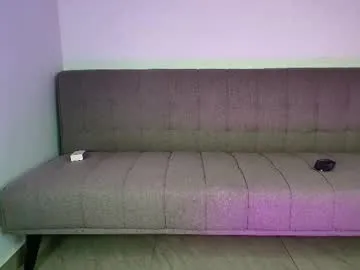 vaniluu9 on Chaturbate