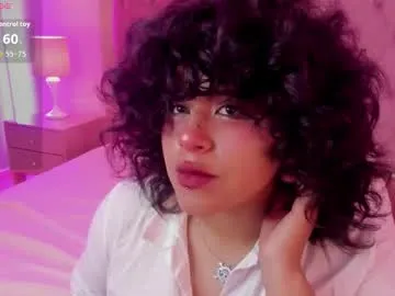 vinksmokee — GOAL: . Cameltoe [4 tokens remaining] Welcome to my room! #asian #curvy #dance #bigpussylips #new