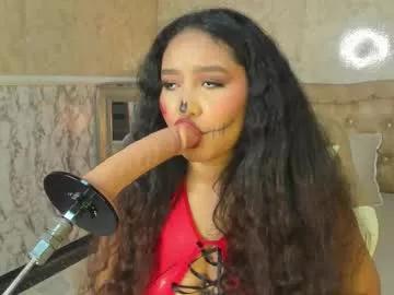 Explore cute camwhore Whitneybrown_ whitneybrown_ from Chaturbate