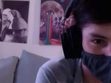 xxwhitefoxx on Chaturbate 