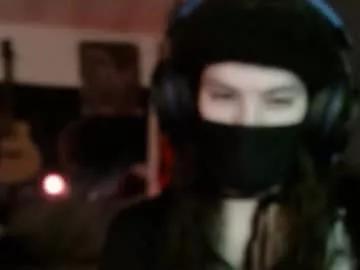 xxwhitefoxx on Chaturbate 