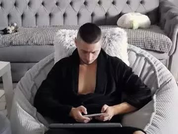 xxx_alejandro on Chaturbate 