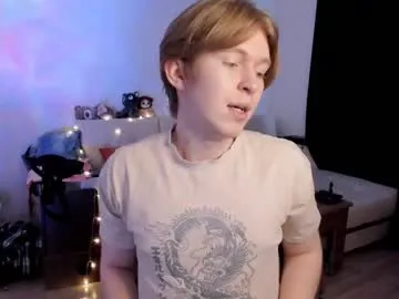 y0ursteve — Merry Christmas and a Happy New Year! tip goal: eye contact [20 tokens left] #ginger #18 #young #new #feet