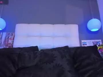 yiyo10_ on Chaturbate 