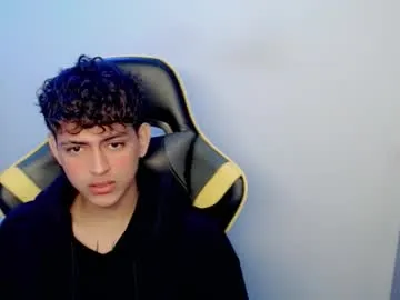 yosepp_ — Goal: come Play with my new toy #cute #18 #cum #bigdick #teen - Next Goal: SHOW CUM 