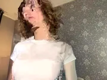 yourmuseee — Hi^^ Goal: Lick my finger tenderly  | I'm Sonya I'm kind and love to play the guitar |   #new #shy #lovense #young #skinny [15 tokens remaining]