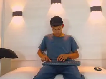 zack_morrys on Chaturbate