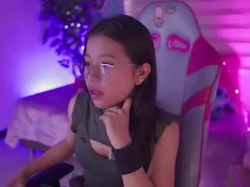 zoe_skyler from Chaturbate