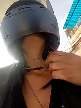 _Luna-1 on StripChat