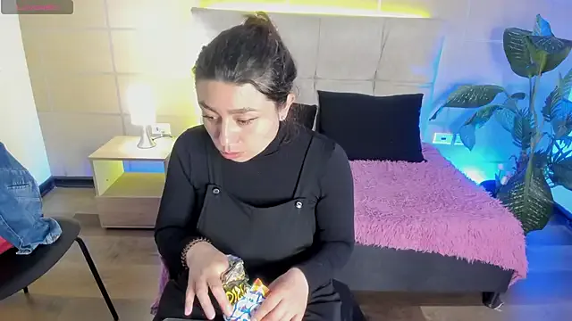 _michonne_ — control nora 10 min + cum real