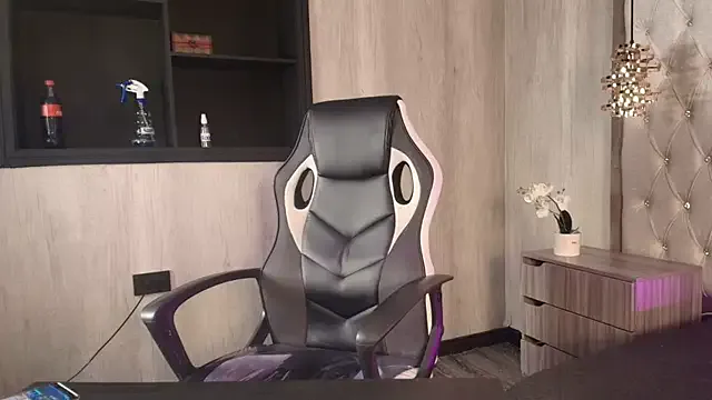 _ruby_manrique_ on StripChat