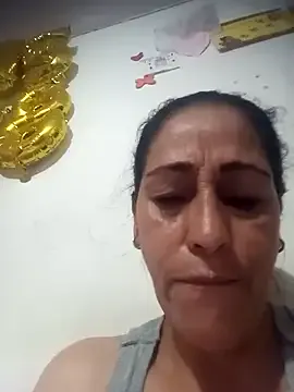 _Scarlett_Sweet — Play with my pussy and squirt