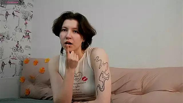 _t_a_t_u from StripChat