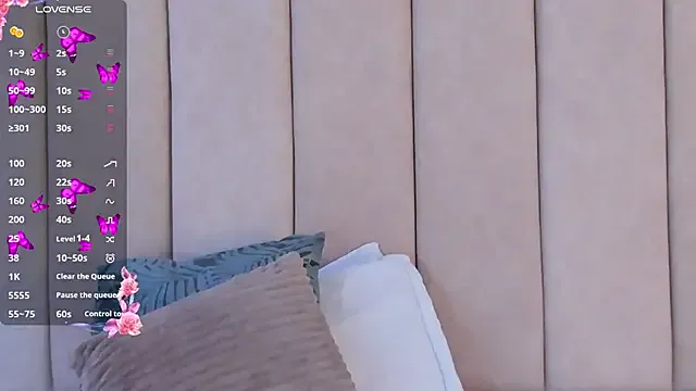 _Zahiira_ — doggy style+ off pantys