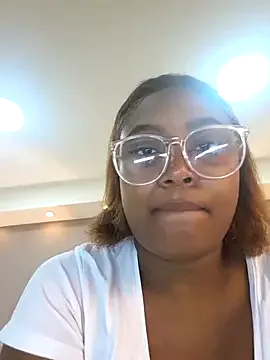 Adelehottman on StripChat