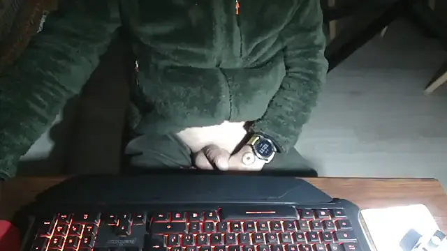 Adri_gard — Freechat on StripChat