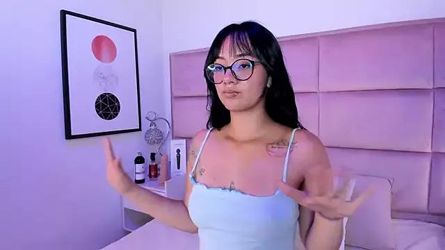 Aily_Yozuko on StripChat 