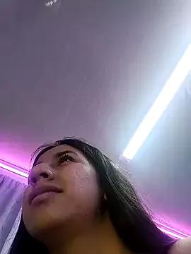 ailyn_miranda on StripChat