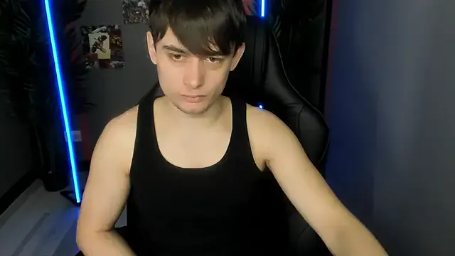 AlejandroEllias — naked squats 20 times