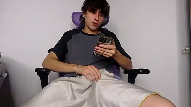 alex_connorr — Cum <3