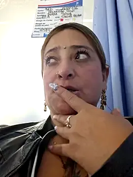 AlexadraJones3453 — masturbation pussy plus dildo