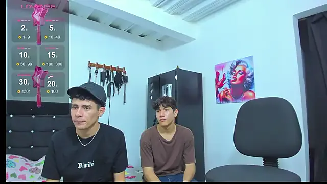 Alexander_and_Xiao — hot  kiss