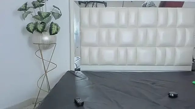 Alhana_pulido on StripChat 