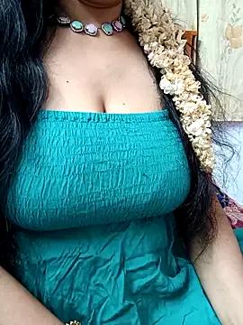 amala_ss on StripChat