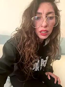 Amani_thewolf on StripChat 