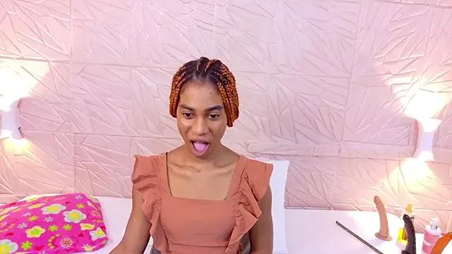 Amarantha_love69 from StripChat