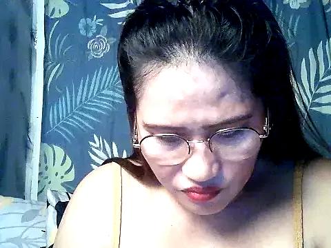 Amazing_Angel22 on StripChat 