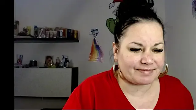 andreea2011 — Pussy lips touched 