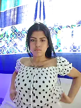 Angela_Sophie — Nude + pussy play
