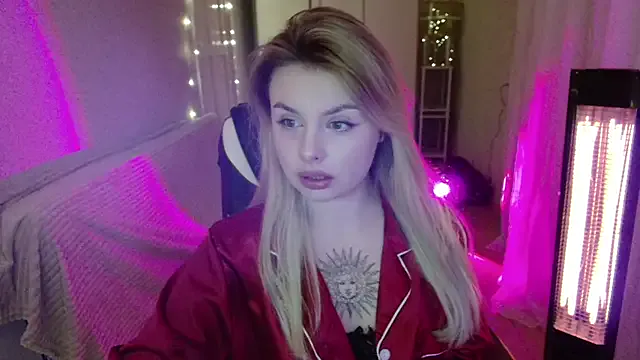 AngelicaHollywood — write name on body