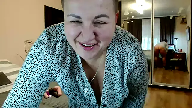 Annet1912 on StripChat