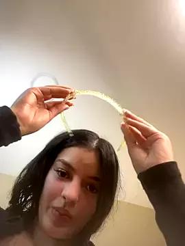 AriaHeavenss on StripChat 