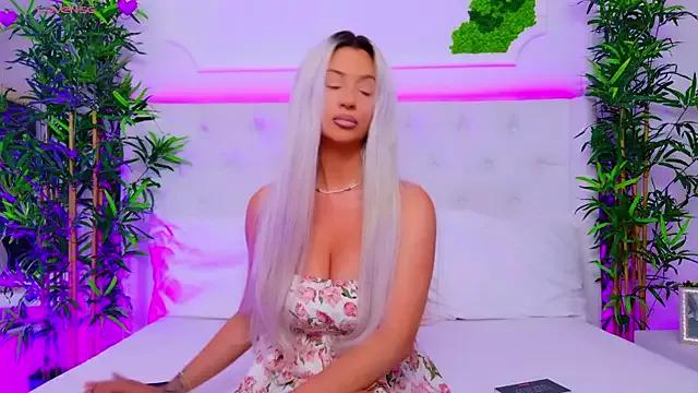 Freechat AriannaSins on StripChat