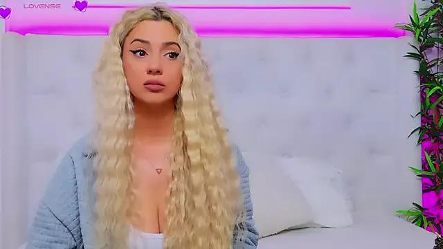 Freechat AriannaSins on StripChat