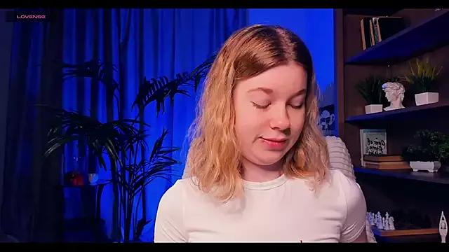 AriaraNoir on StripChat 