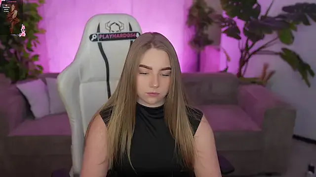 Ariella_Star — show tits