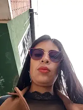 Astrid-- on StripChat