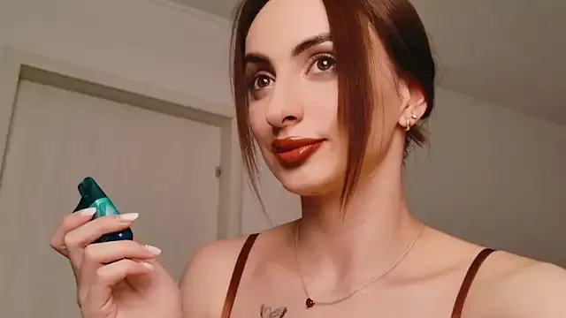 AuraPure on StripChat 