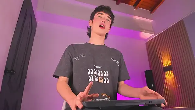 austin_rouse — CUM AUS