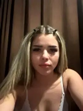 BabyZoey_ on StripChat 