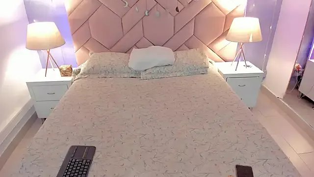 Bella__Lane on StripChat 