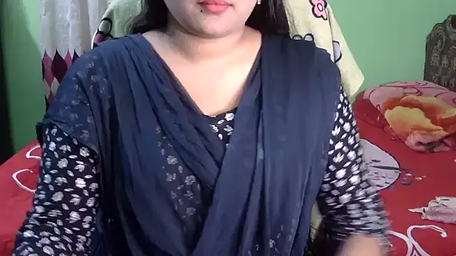 BengaliQueenStar — boobs show
