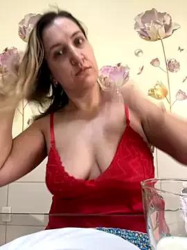 Bia_sexynovaes from StripChat