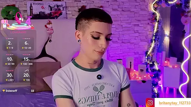 boyfox_tay — play whit my dick hard