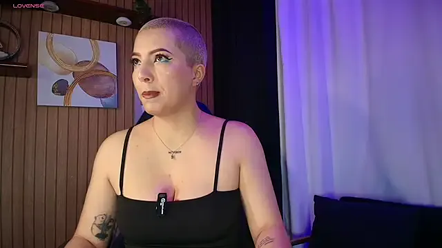 Camila_Chainn — Freechat on StripChat